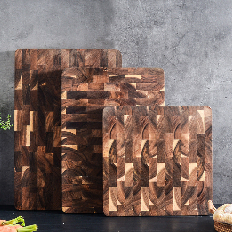 Artisan Bliss: Hand-Cut Acacia Wood Chopping Board