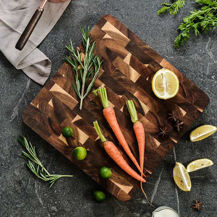 Artisan Bliss: Hand-Cut Acacia Wood Chopping Board