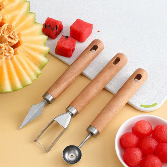 Modern and Minimalist Stainless Steel Fruit Splitter - Elevate Your Fruit Prep Experience